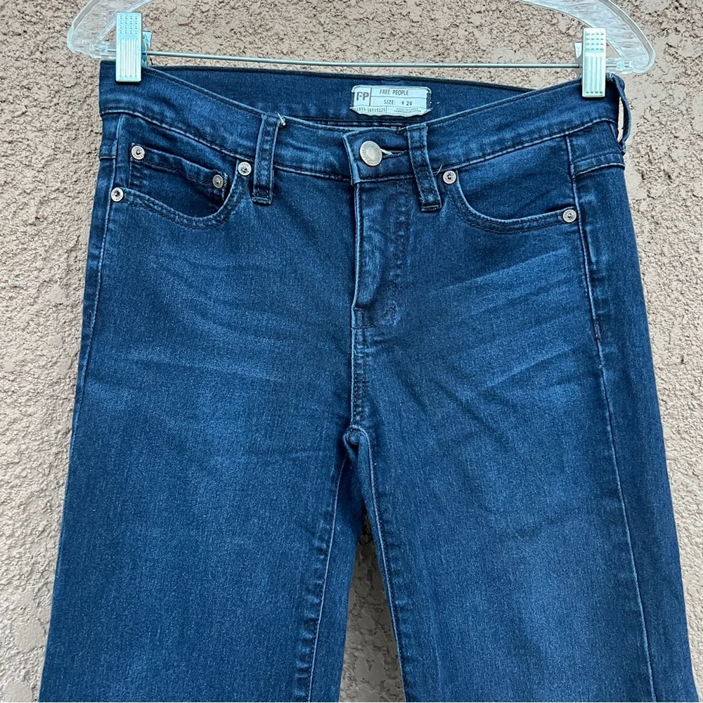 Free People Flare Jeans‎ Womens Size 26 Blue Boho Y2K Stretch Demin